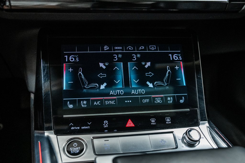 2024 Audi Q8 e-tron PREMUIUM PKG BLACK OPTIC 21 PCS in Laval, Quebec - 22 - w1024h768px