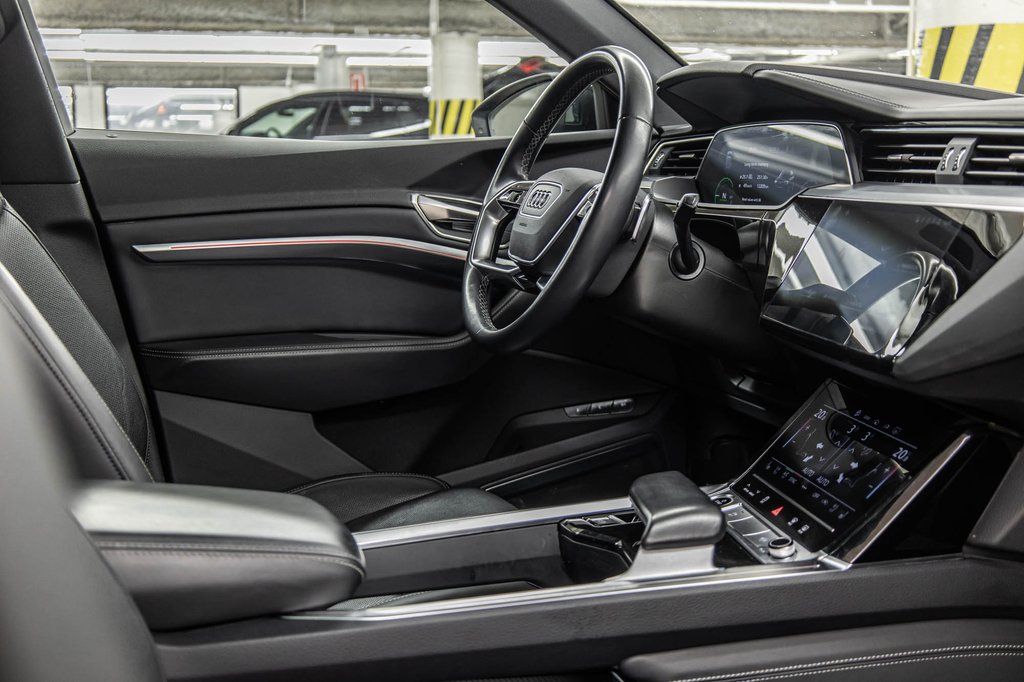Audi Q8 e-tron BLACK OPTIC PREMIUM PKG 2024 à Laval, Québec - 37 - w1024h768px