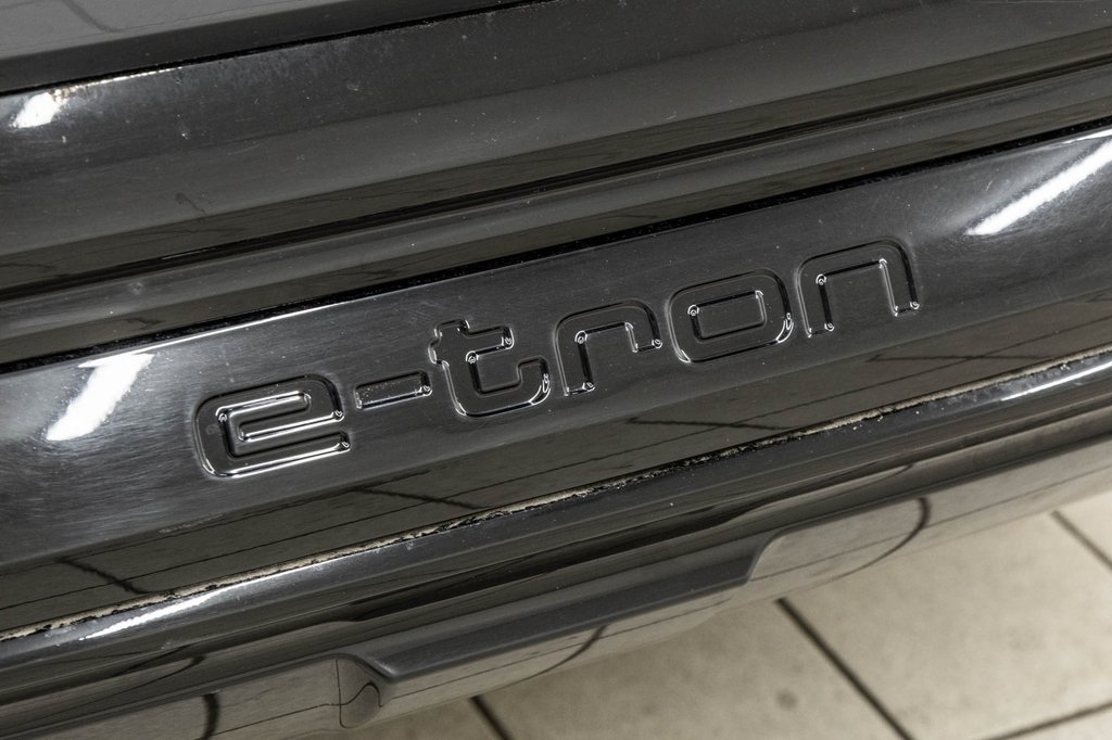 Audi Q8 e-tron BLACK OPTIC PREMIUM PKG 2024 à Laval, Québec - 10 - w1024h768px