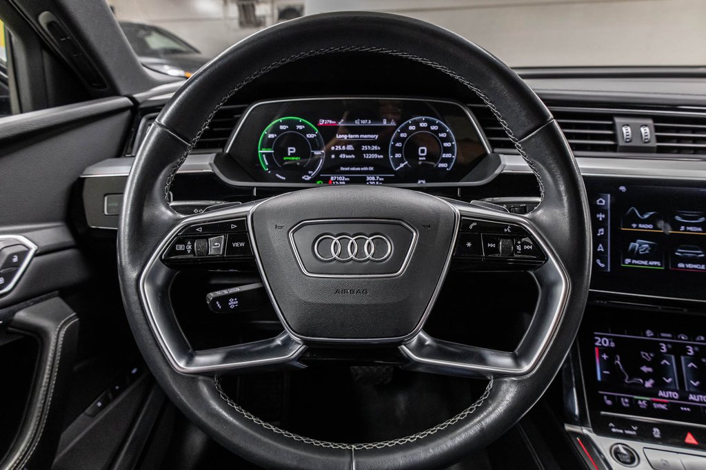 Audi Q8 e-tron BLACK OPTIC PREMIUM PKG 2024 à Laval, Québec - 17 - w1024h768px