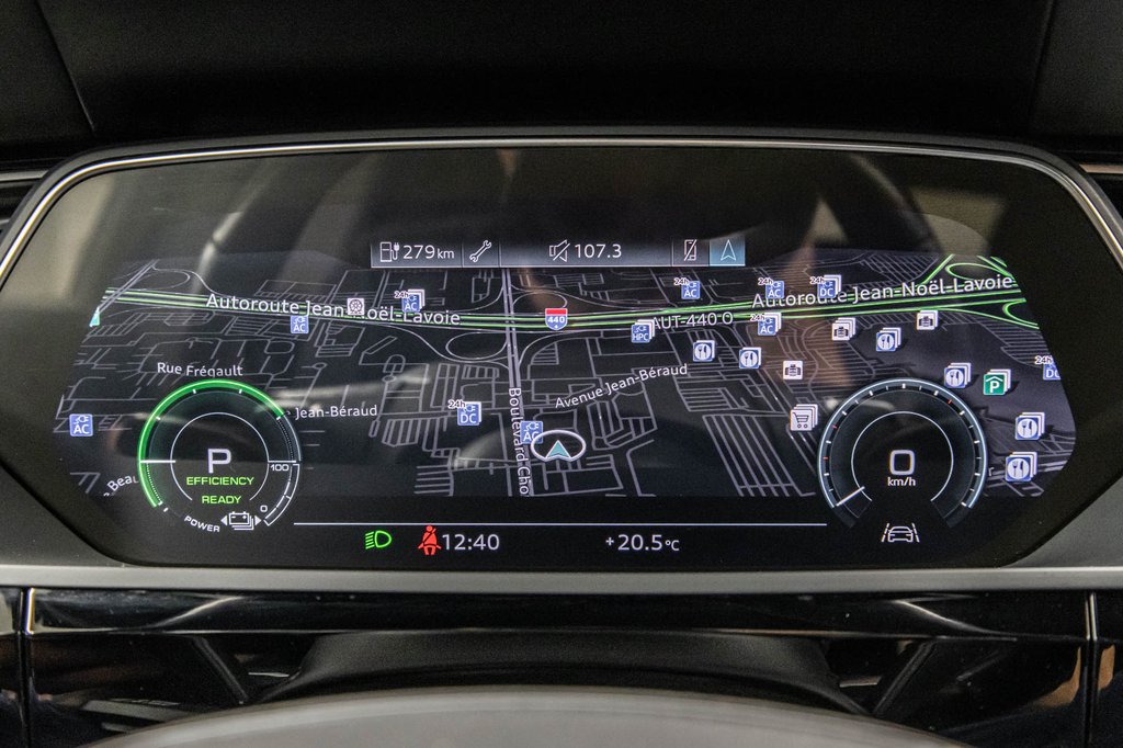 Audi Q8 e-tron BLACK OPTIC PREMIUM PKG 2024 à Laval, Québec - 19 - w1024h768px