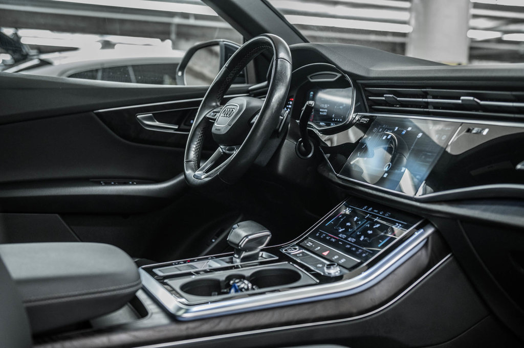2021 Audi Q8 PROGRESSIV S-LINE BLACK OPTIC 22 PCS in Laval, Quebec - 33 - w1024h768px