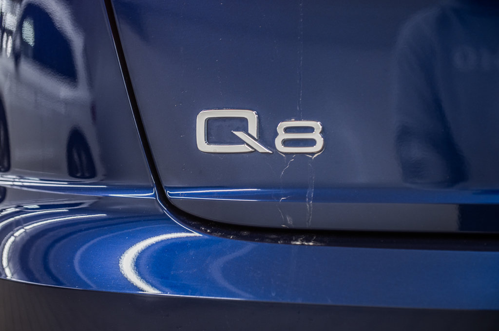 2021 Audi Q8 PROGRESSIV, S-LINE, BLACK OPTICS,DRIVER ASSIST, in Laval, Quebec - 10 - w1024h768px
