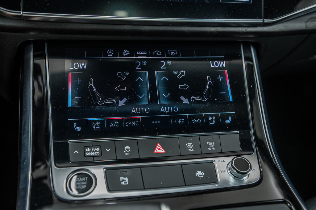 2021 Audi Q8 PROGRESSIV, S-LINE, BLACK OPTICS,DRIVER ASSIST, in Laval, Quebec - 23 - w1024h768px