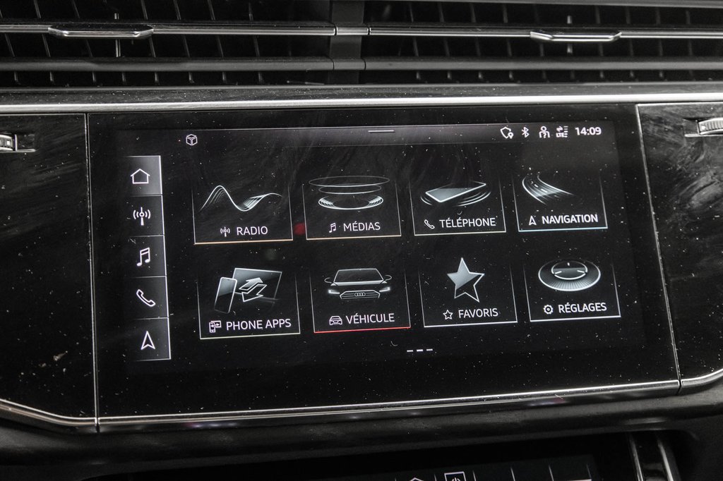 Audi Q8 PROGRESSIV S-LINE BLACK OPTIC 22 PCS 2021 à Laval, Québec - 25 - w1024h768px