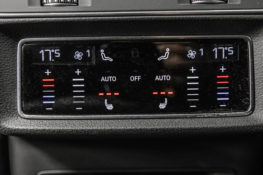 Audi Q8 PROGRESSIV S-LINE BLACK OPTIC 22 PCS 2021 à Laval, Québec - 34 - w1024h768px