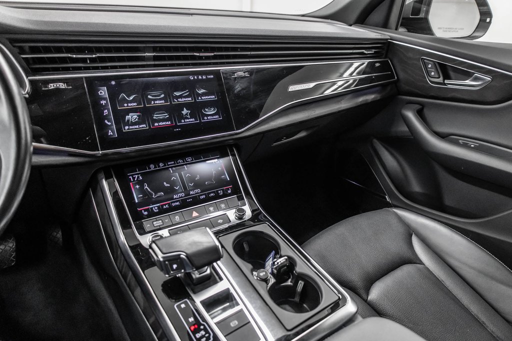 Audi Q8 PROGRESSIV S-LINE BLACK OPTIC 22 PCS 2021 à Laval, Québec - 24 - w1024h768px