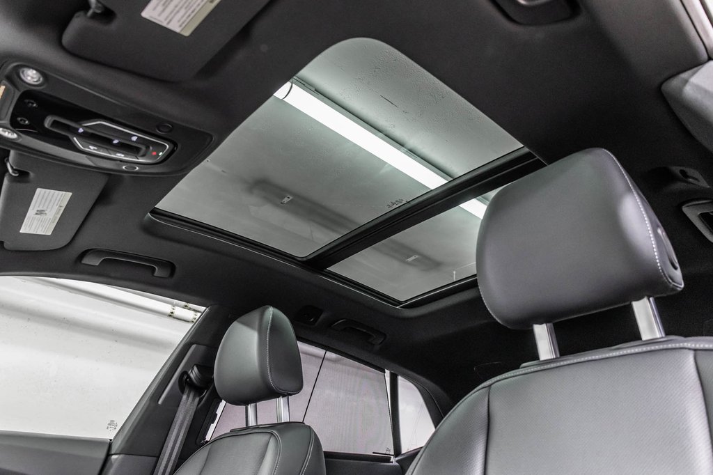 Audi Q8 TECHNIK S-LINE BLACK OPTIC 22 PCS 2022 à Laval, Québec - 32 - w1024h768px