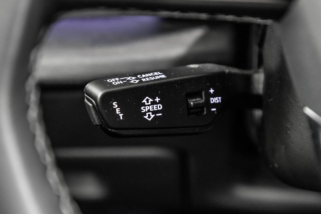 Audi Q8 TECHNIK S-LINE BLACK OPTIC 22 PCS 2022 à Laval, Québec - 22 - w1024h768px