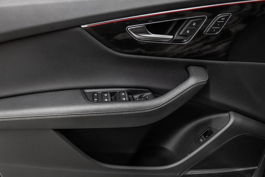 2023 Audi Q8 PROGRESSIV, S-LINE BLACK OPTICS, B&O, 22 PCS in Laval, Quebec - 11 - w1024h768px