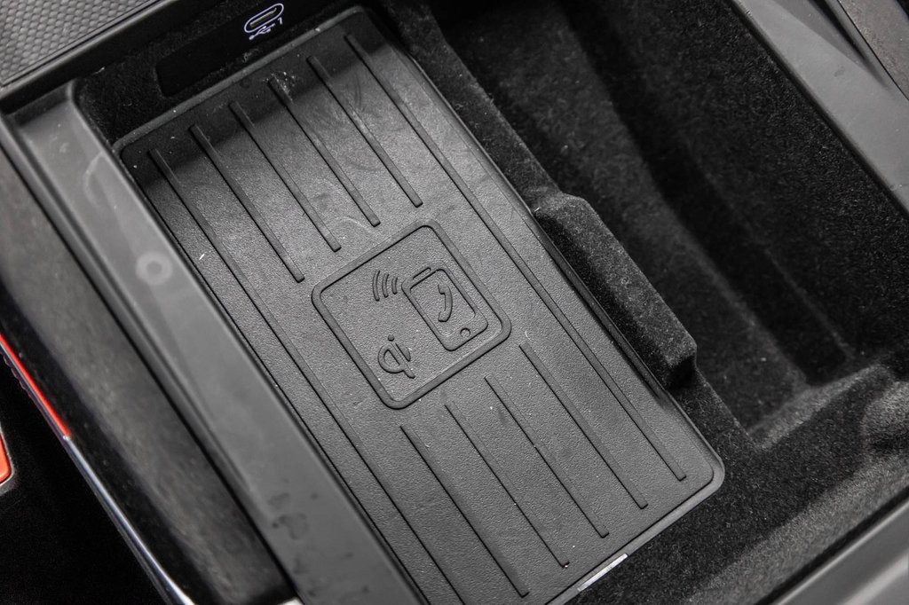 2023 Audi Q8 PROGRESSIV, S-LINE BLACK OPTICS, B&O, 22 PCS in Laval, Quebec - 31 - w1024h768px