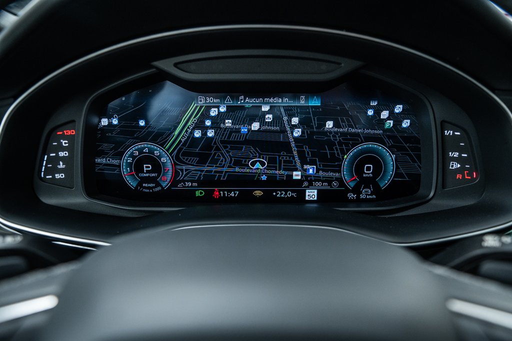 Audi Q8 TECHNIK BLACK OPTIC 21 PCS 2023 à Laval, Québec - 19 - w1024h768px