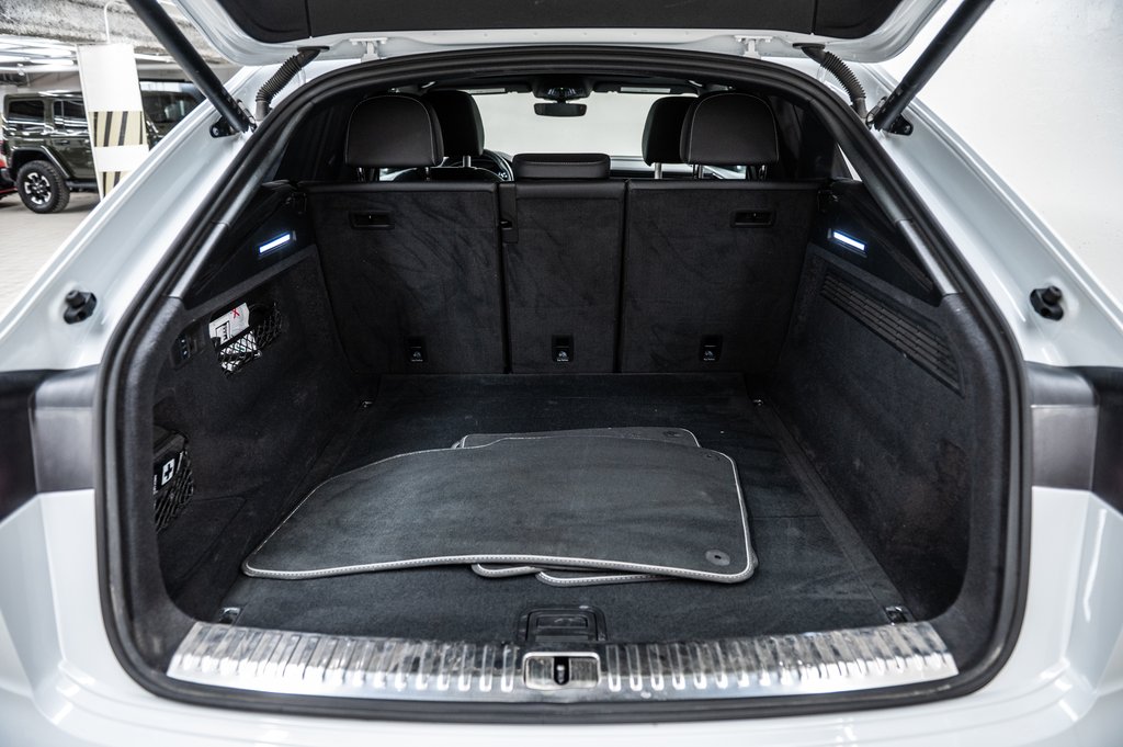 Audi Q8 TECHNIK BLACK OPTIC 21 PCS 2023 à Laval, Québec - 12 - w1024h768px