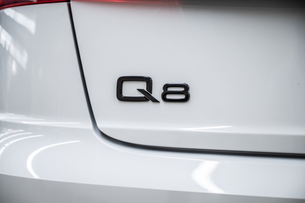 Audi Q8 TECHNIK BLACK OPTIC 21 PCS 2023 à Laval, Québec - 10 - w1024h768px
