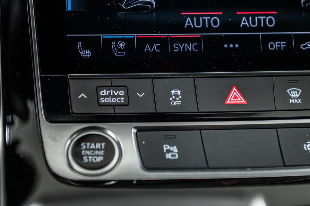 Audi Q8 Progressiv PANO NAV CUIR CAMÉRA CARPLAY BAS KM!! 2023 à Laval, Québec - 27 - w1024h768px