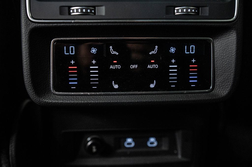 Audi Q8 Progressiv PANO NAV CUIR CAMÉRA CARPLAY BAS KM!! 2023 à Laval, Québec - 31 - w1024h768px