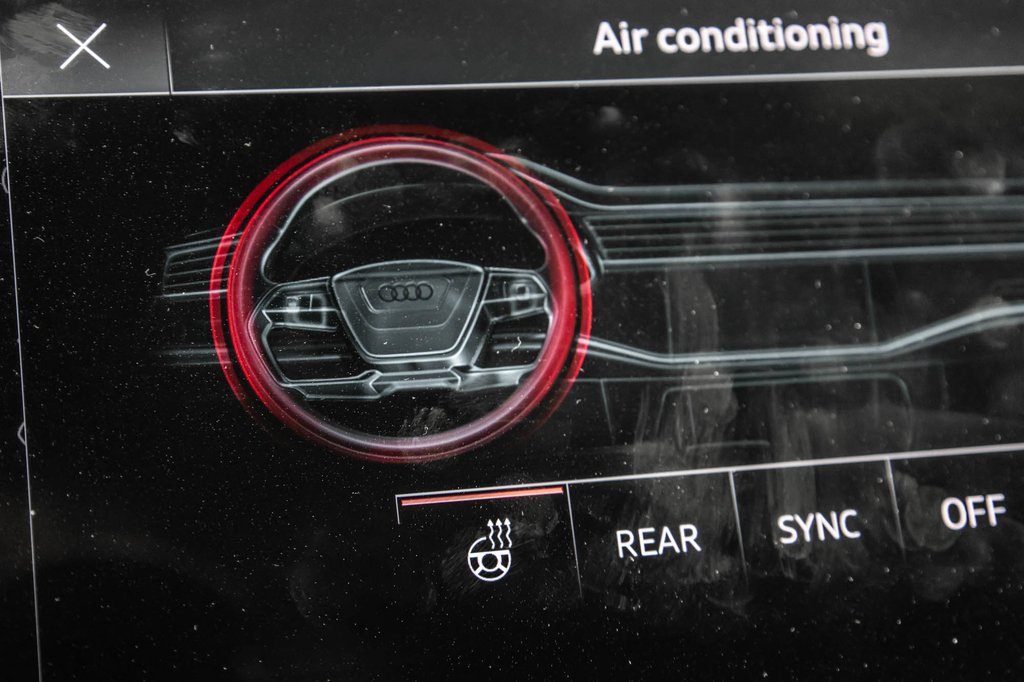 2023 Audi Q8 PROGRESSIV DRIVER ASSIST PKG in Laval, Quebec - 28 - w1024h768px