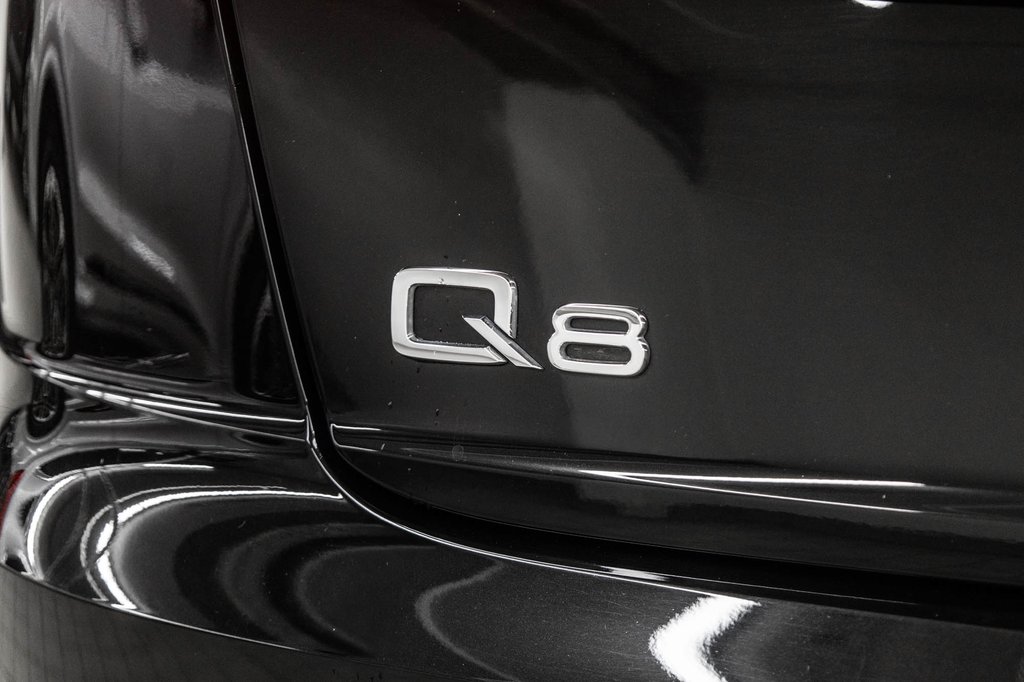 2023 Audi Q8 PROGRESSIV DRIVER ASSIST PKG in Laval, Quebec - 9 - w1024h768px