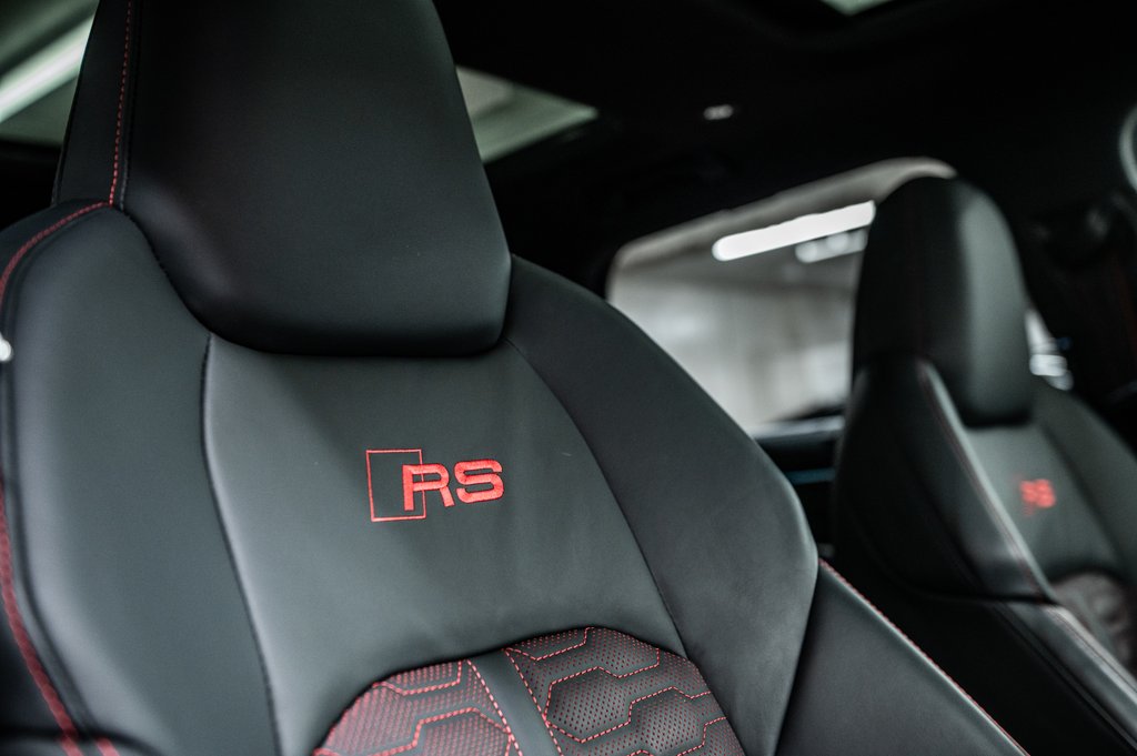 Audi RS 6 Avant PERFORMANCE RS DESIGN 2024 à Laval, Québec - 36 - w1024h768px