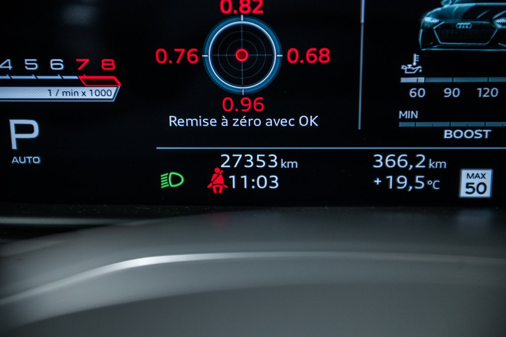 Audi RS 6 Avant PERFORMANCE RS DESIGN 2024 à Laval, Québec - 19 - w1024h768px