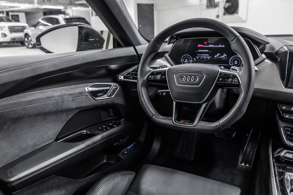 2022 Audi RS e-tron GT BLACK OPTIC PERFORMANCE PKG NAPPA LEATHER in Laval, Quebec - 38 - w1024h768px