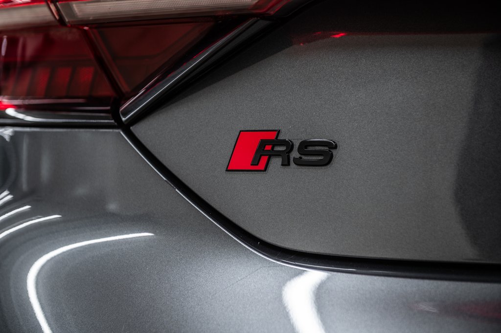 2022 Audi RS e-tron GT BLACK OPTIC NAPPA LEATHER in Laval, Quebec - 9 - w1024h768px