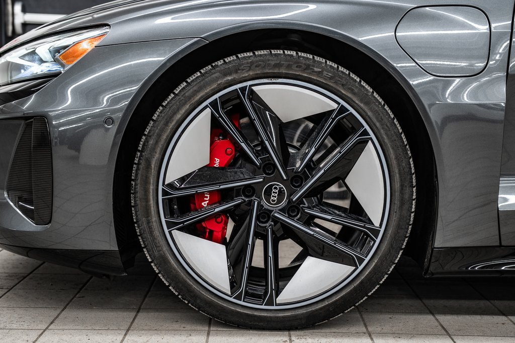 2022 Audi RS e-tron GT BLACK OPTIC NAPPA LEATHER in Laval, Quebec - 8 - w1024h768px