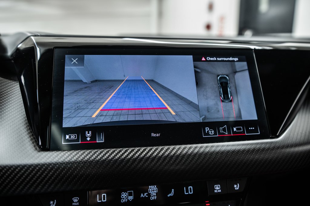 2022 Audi RS e-tron GT BLACK OPTIC NAPPA LEATHER in Laval, Quebec - 21 - w1024h768px