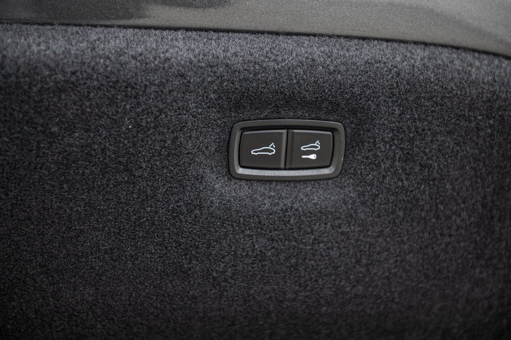 2022 Audi RS e-tron GT BLACK OPTIC NAPPA LEATHER in Laval, Quebec - 12 - w1024h768px