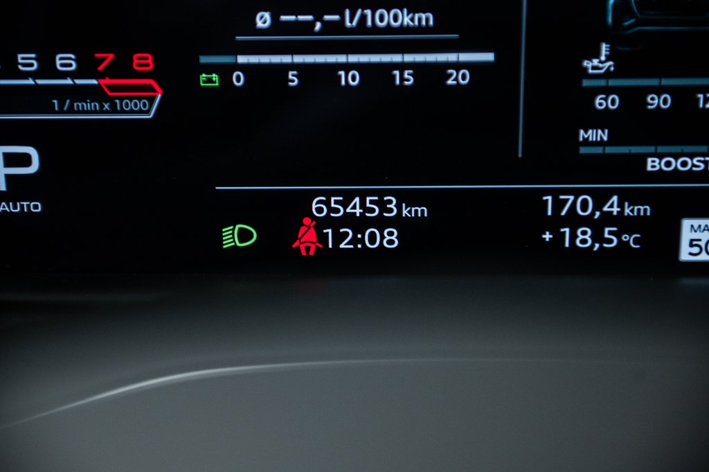 2021 Audi RS Q8 DYNAMIC PKG SPORT EXHAUST CERAMIC BRAKES in Laval, Quebec - 18 - w1024h768px