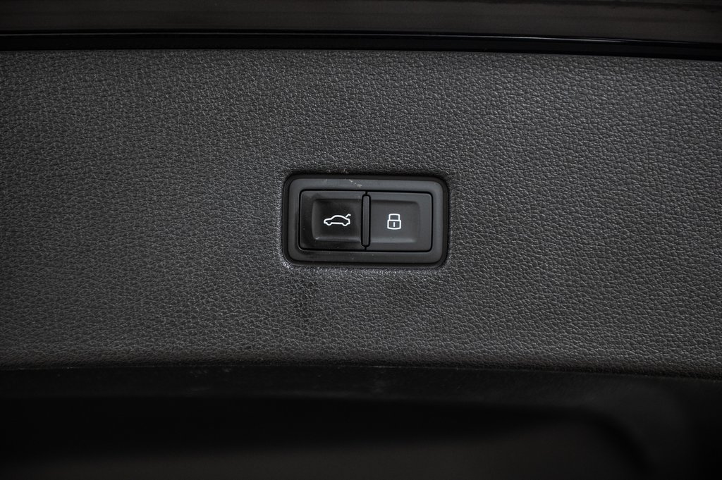 2021 Audi RS Q8 DYNAMIC PKG SPORT EXHAUST CERAMIC BRAKES in Laval, Quebec - 11 - w1024h768px