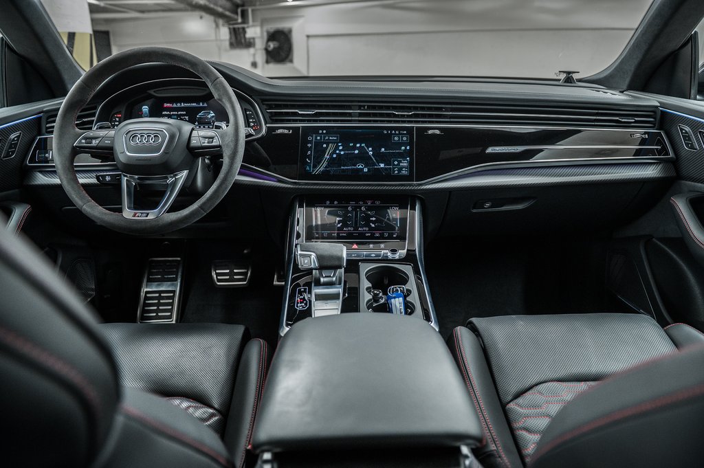 Audi RS Q8 CARBON OPTICS, RS DESIGN, BANG&OLUFSEN 3D, 2024 à Laval, Québec - 28 - w1024h768px