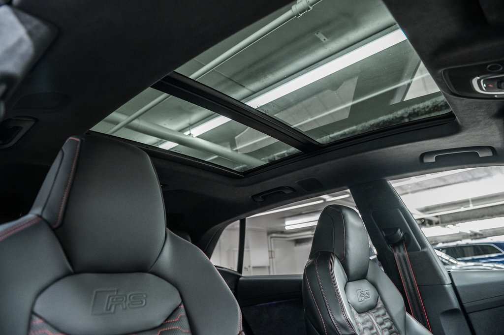 Audi RS Q8 CARBON OPTICS, RS DESIGN, BANG&OLUFSEN 3D, 2024 à Laval, Québec - 33 - w1024h768px