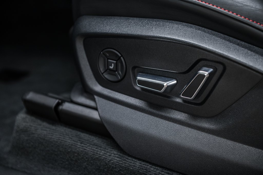 Audi RS Q8 CARBON OPTICS, RS DESIGN, BANG&OLUFSEN 3D, 2024 à Laval, Québec - 14 - w1024h768px