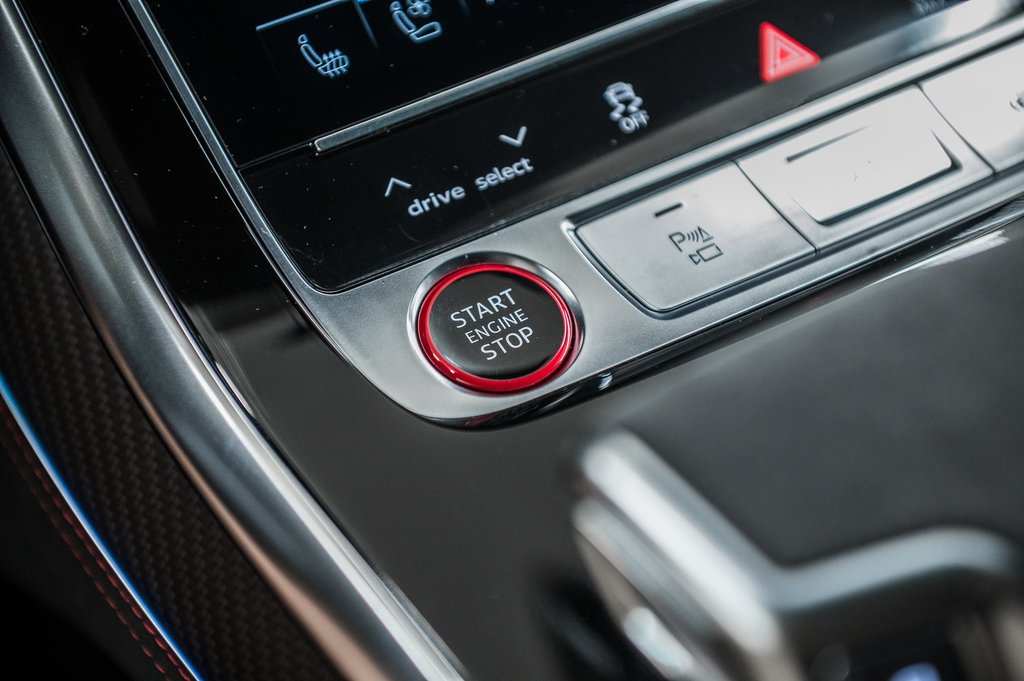 Audi RS Q8 CARBON OPTICS, RS DESIGN, BANG&OLUFSEN 3D, 2024 à Laval, Québec - 25 - w1024h768px