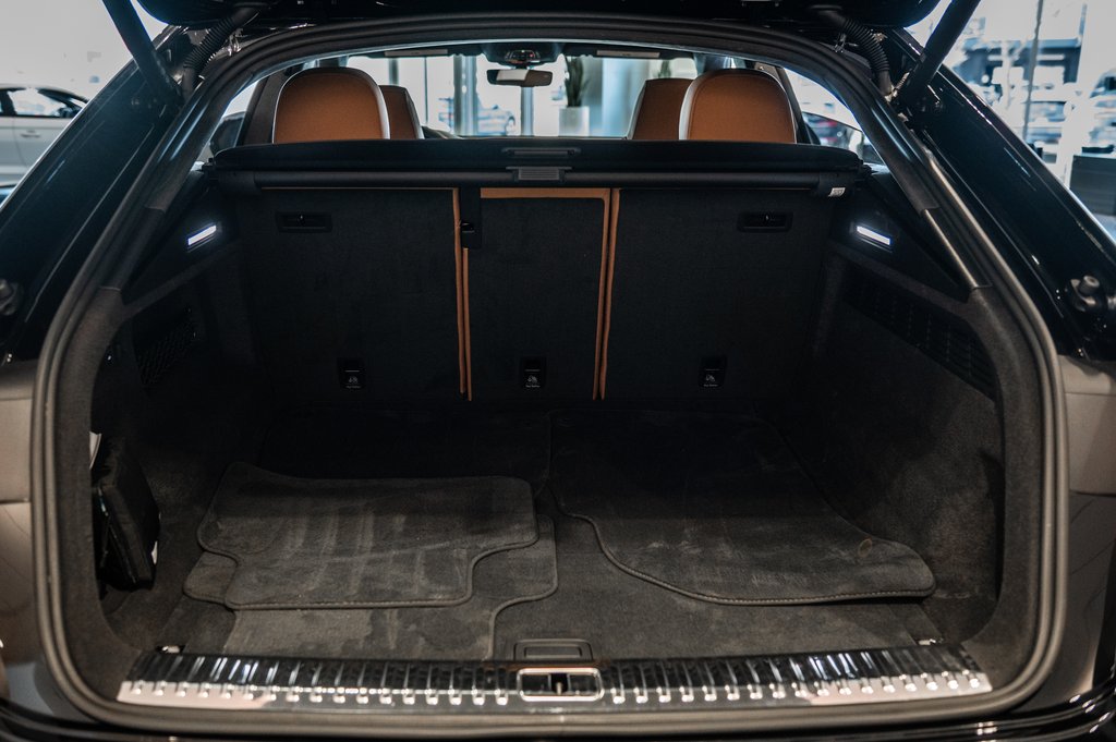 Audi RS Q8 DE PERFORMANCE 2025 à Laval, Québec - 10 - w1024h768px