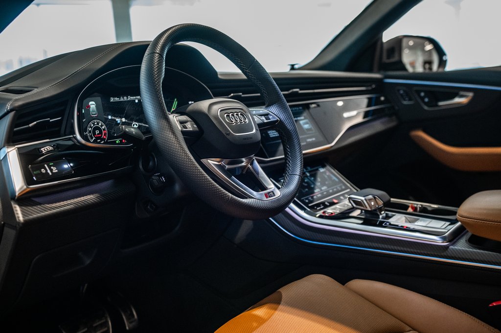 Audi RS Q8 DE PERFORMANCE 2025 à Laval, Québec - 16 - w1024h768px