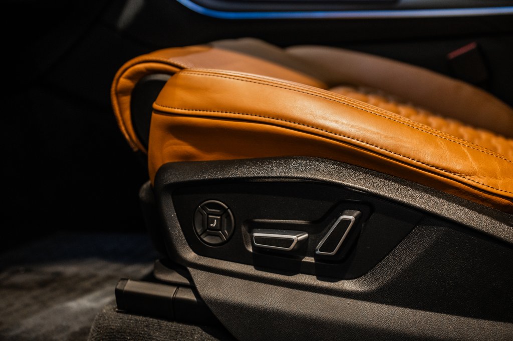 Audi RS Q8 DE PERFORMANCE 2025 à Laval, Québec - 15 - w1024h768px