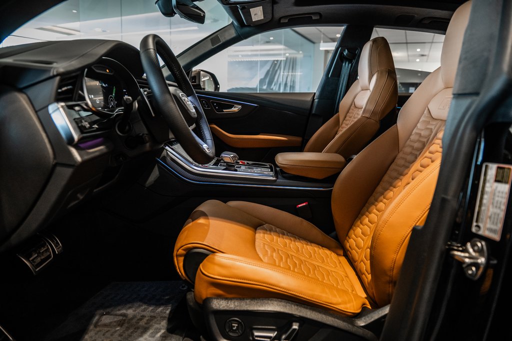 Audi RS Q8 DE PERFORMANCE 2025 à Laval, Québec - 14 - w1024h768px