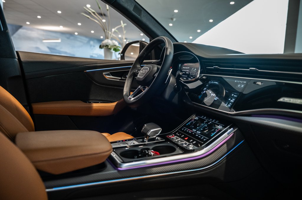 Audi RS Q8 DE PERFORMANCE 2025 à Laval, Québec - 33 - w1024h768px