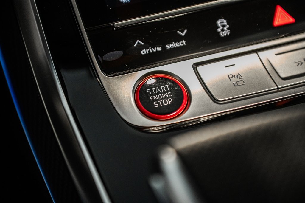 Audi RS Q8 DE PERFORMANCE 2025 à Laval, Québec - 26 - w1024h768px