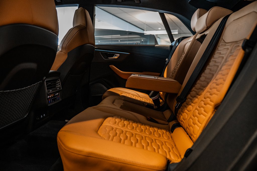 Audi RS Q8 DE PERFORMANCE 2025 à Laval, Québec - 28 - w1024h768px