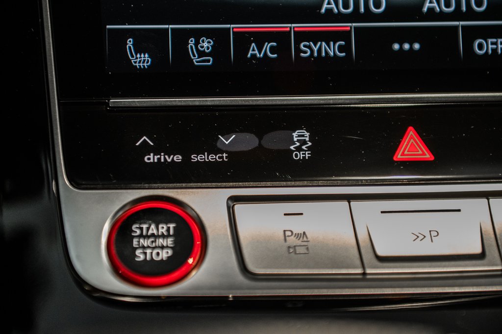 Audi RS Q8 DE PERFORMANCE 2025 à Laval, Québec - 25 - w1024h768px