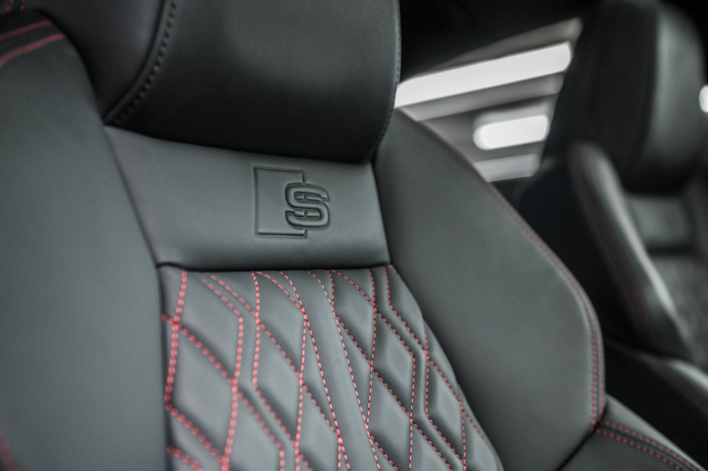 2022 Audi S3 SEDAN TECHNIK BLACK OPTIC CARBON INLAYS in Laval, Quebec - 33 - w1024h768px
