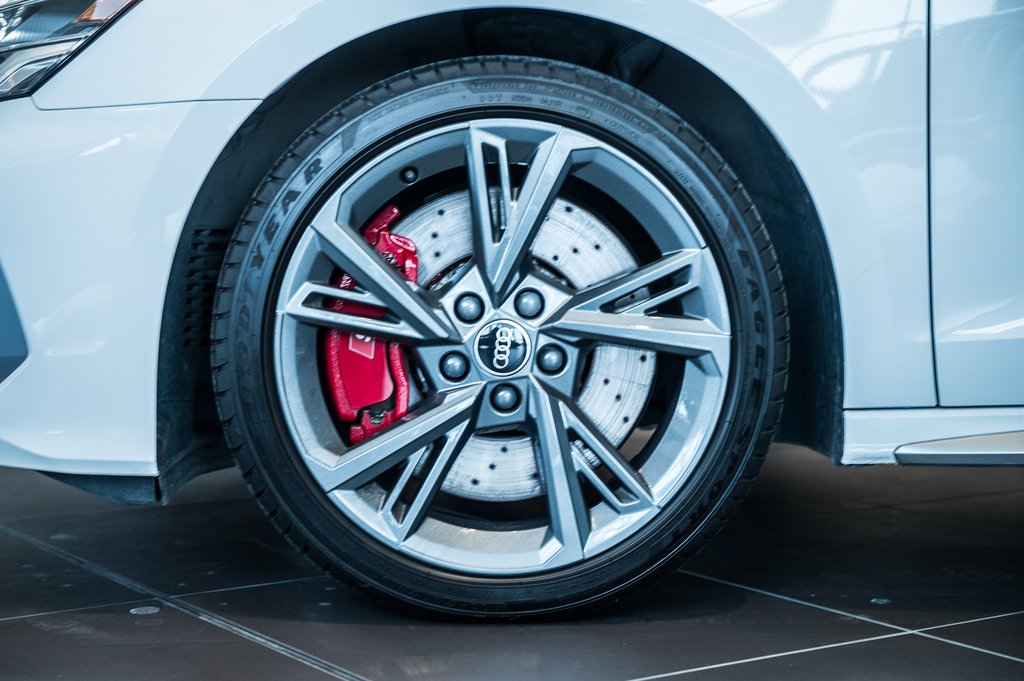 2022 Audi S3 SEDAN KOMFORT, RED CALIPERS in Laval, Quebec - 7 - w1024h768px