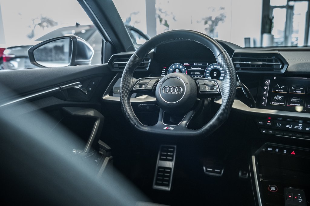 2022 Audi S3 SEDAN KOMFORT, RED CALIPERS in Laval, Quebec - 26 - w1024h768px