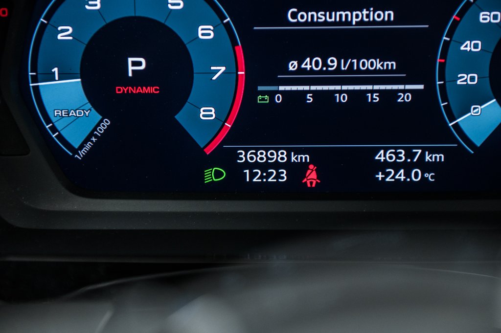 Audi S3 SEDAN KOMFORT RED CALIPER 2022 à Laval, Québec - 17 - w1024h768px