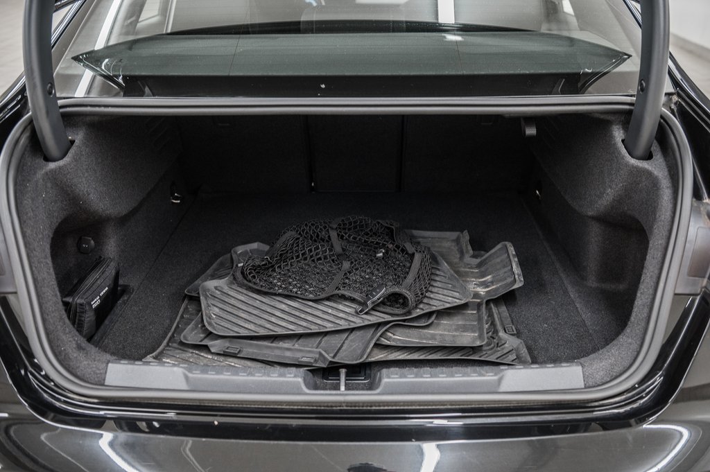 Audi S3 SEDAN KOMFORT RED CALIPER 2022 à Laval, Québec - 10 - w1024h768px