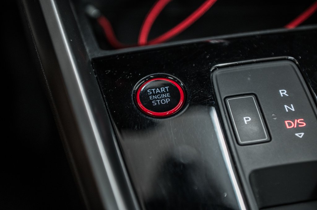 Audi S3 SEDAN KOMFORT RED CALIPER 2022 à Laval, Québec - 24 - w1024h768px
