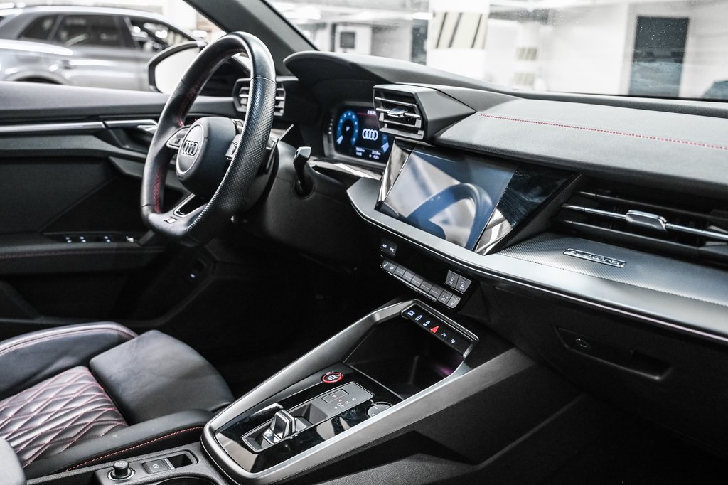 2022 Audi S3 Sedan PROGRESSIV BLACK OPTIC RED CALIPER in Laval, Quebec - 20 - w1024h768px